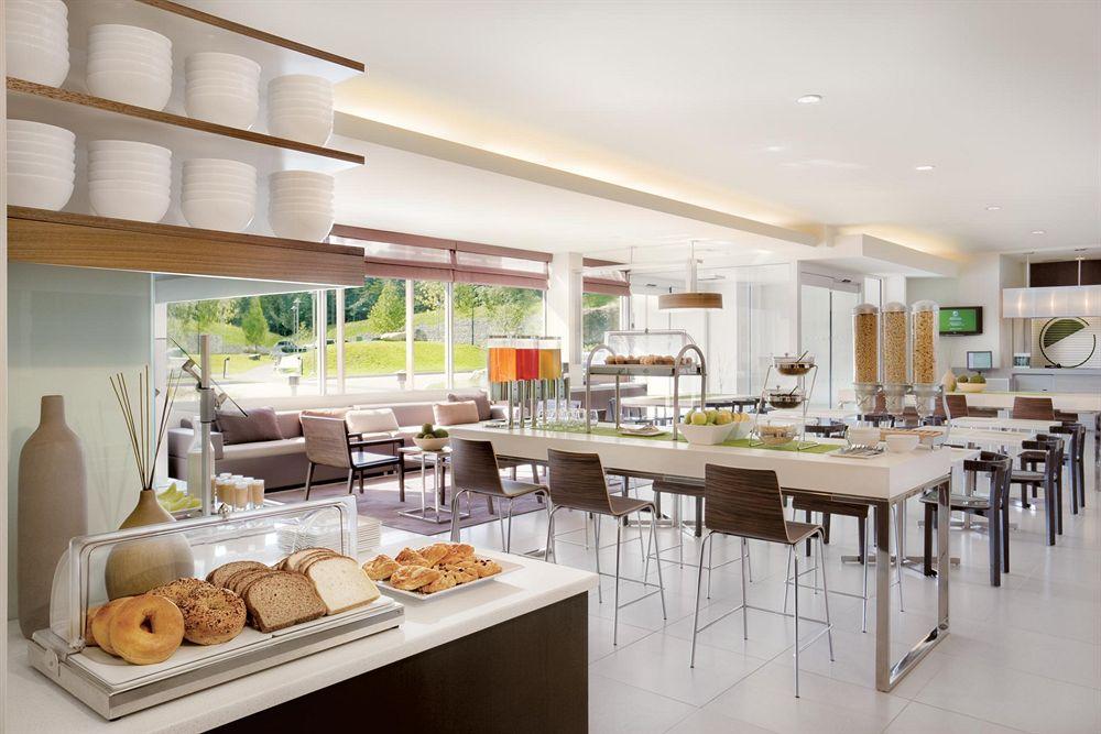 Element Omaha Midtown Crossing Ξενοδοχείο Εστιατόριο φωτογραφία